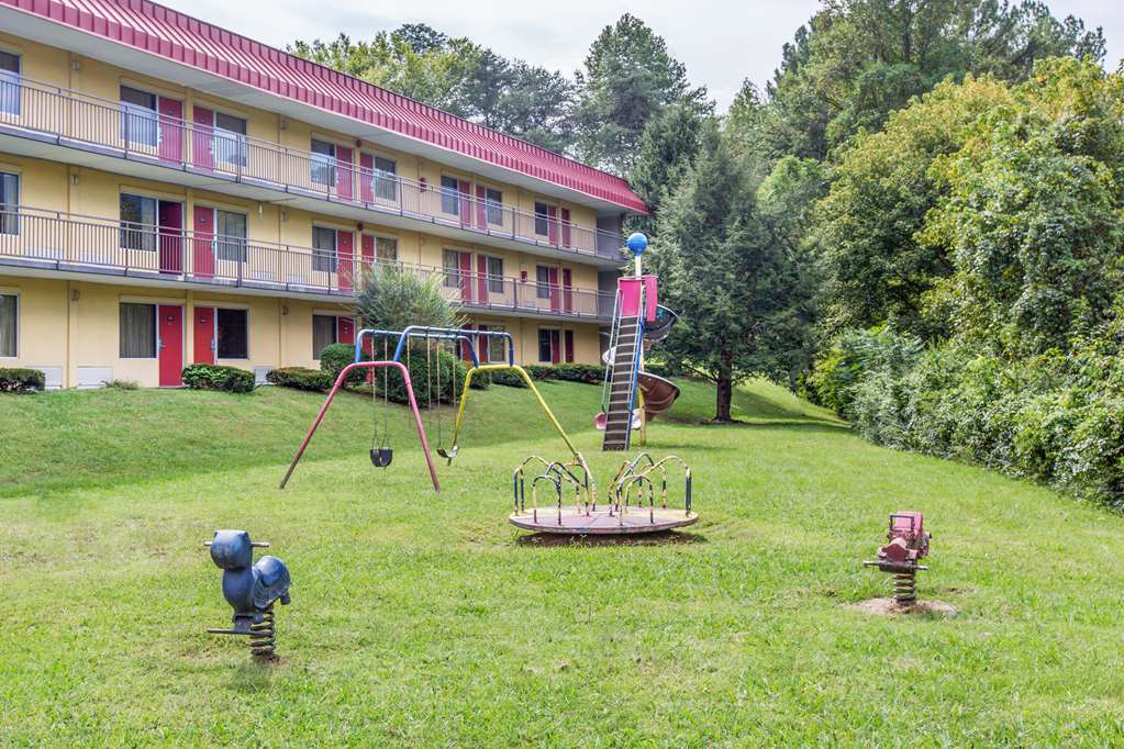 Super 8 By Wyndham Caryville Tn מתקנים תמונה