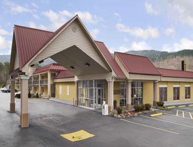 Super 8 By Wyndham Caryville Tn מראה חיצוני תמונה