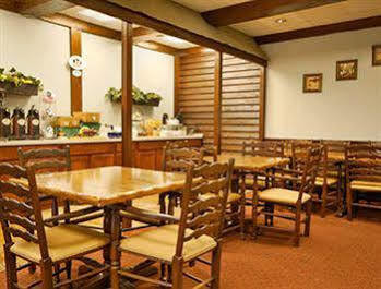 Super 8 By Wyndham Caryville Tn מראה חיצוני תמונה